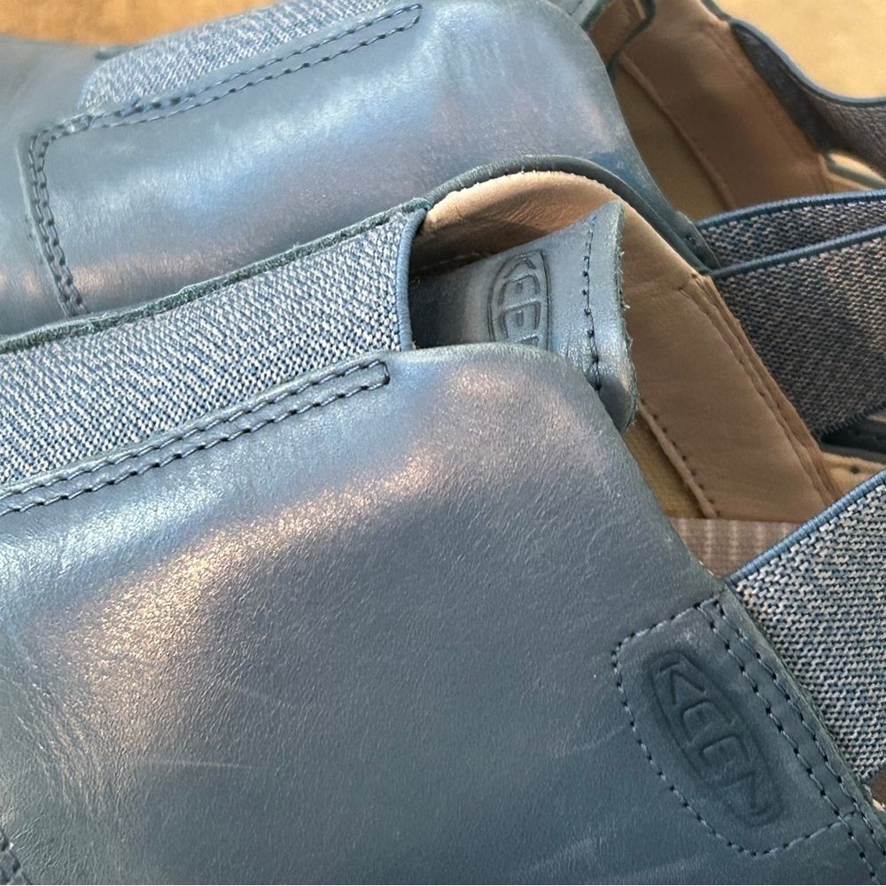 KEEN Lorelai 2 Slip-on Dark Blue Gray Leather Sneakers Elastic Back Women's 7 - Picture 4 of 14